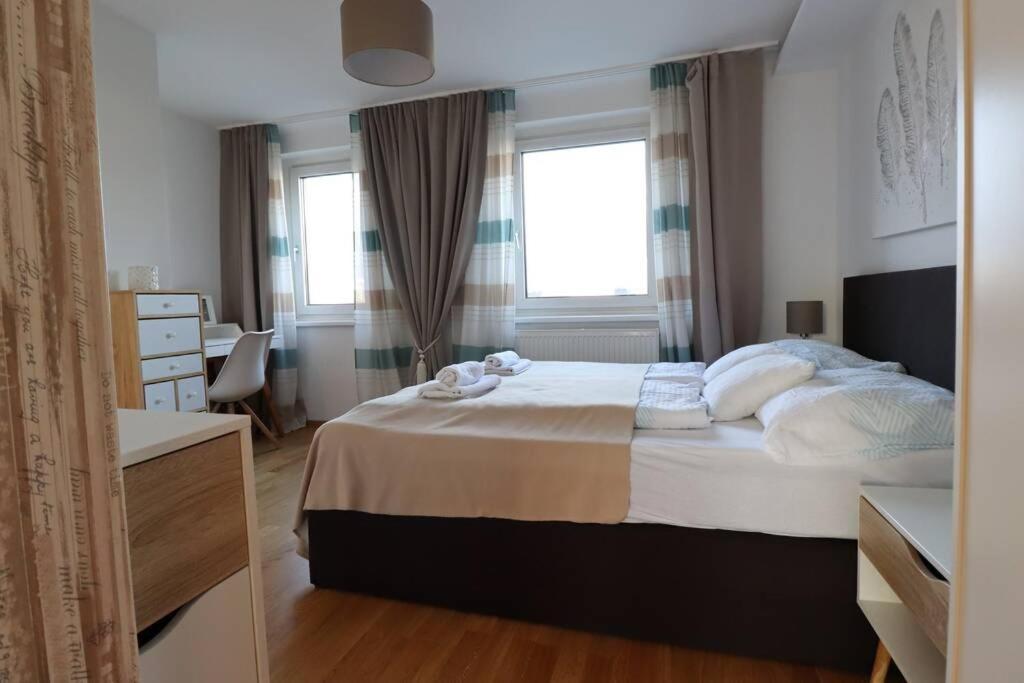 Brilliant View: Balcony Home, Modern, Stylish And Newly Renovated Βιέννη Εξωτερικό φωτογραφία